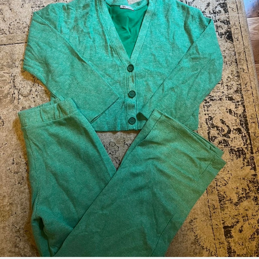 Zara Green Women's Cardigan Set